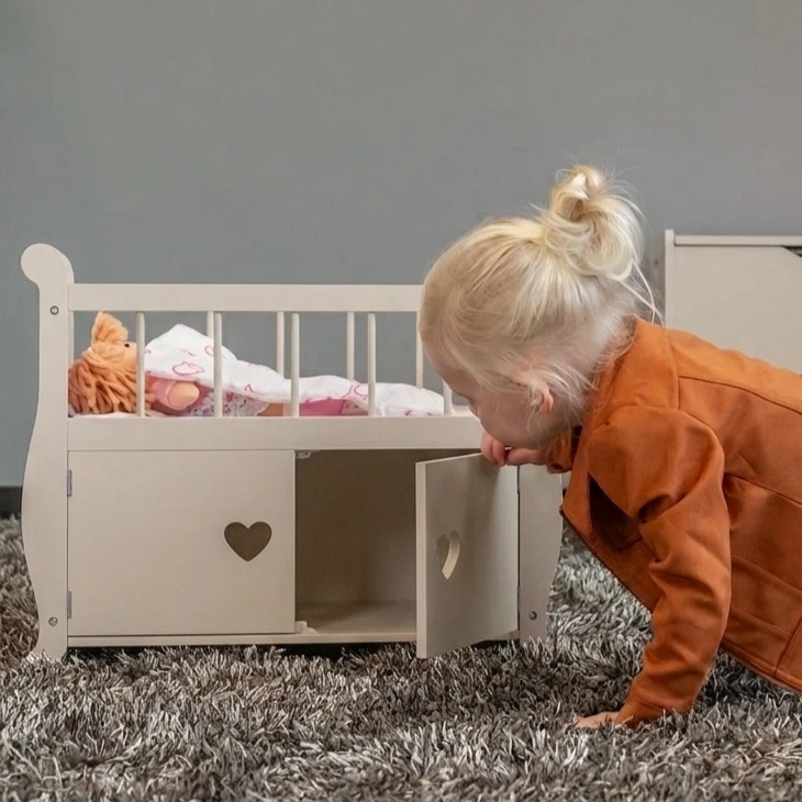 Poppenbed Sweetheart sand hout incl. beddengoed vanaf 3 jaar - Bandits and Angels