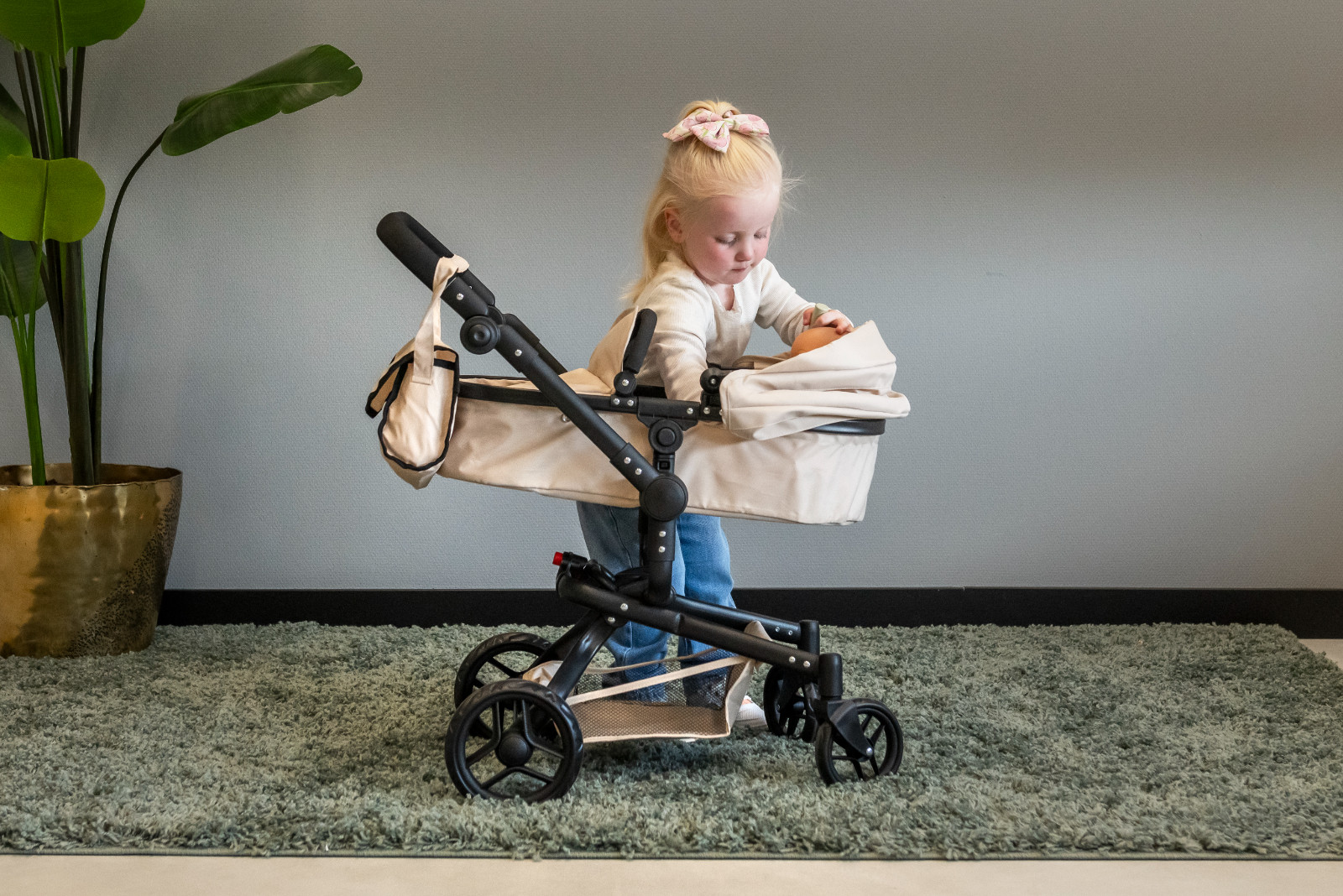 Bekijk de 2in1 poppenwagens